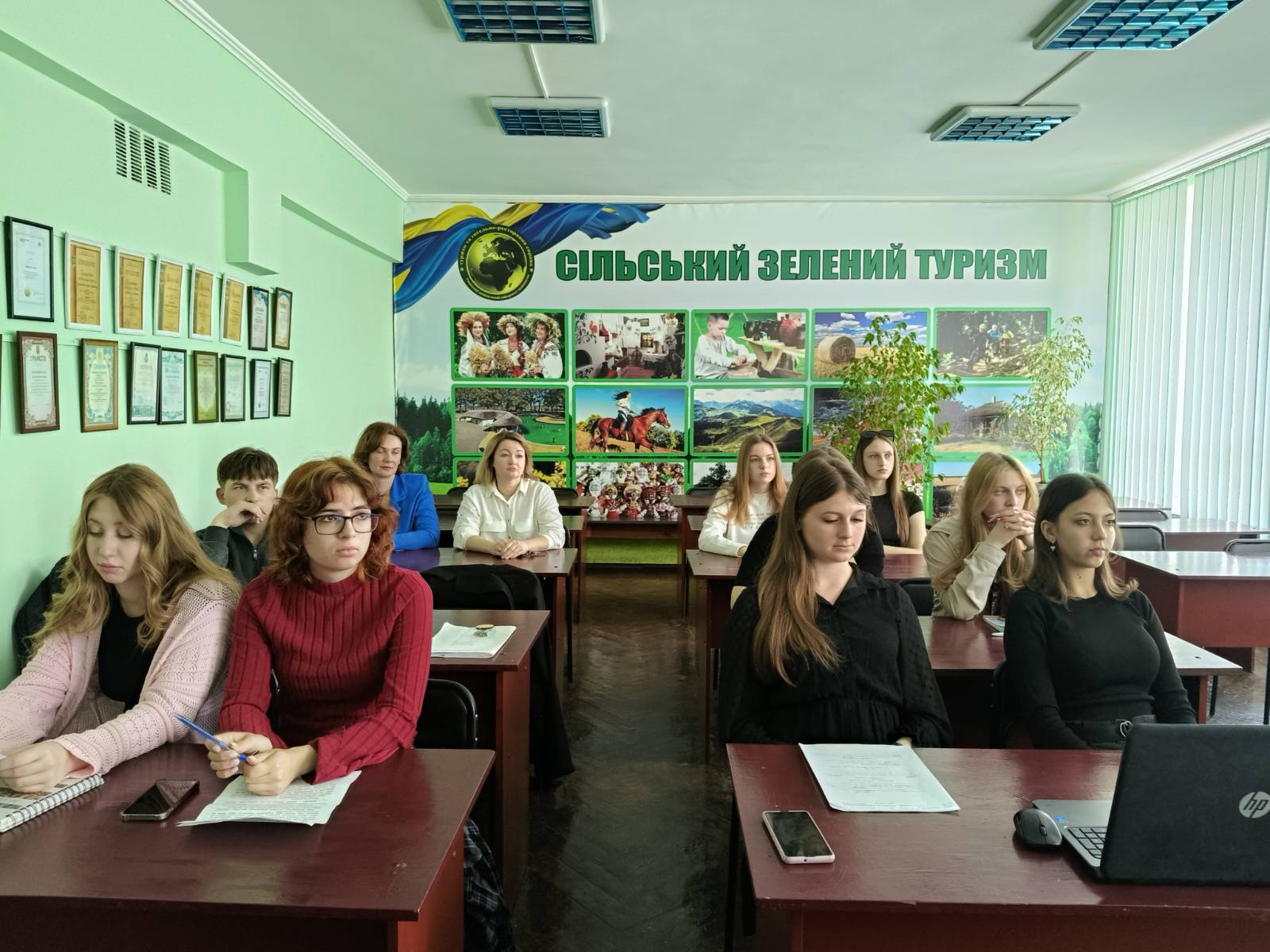Засідання студентського наукового гуртка:  інноваційні аспекти організації наукової роботи здобувачів вищої освіти