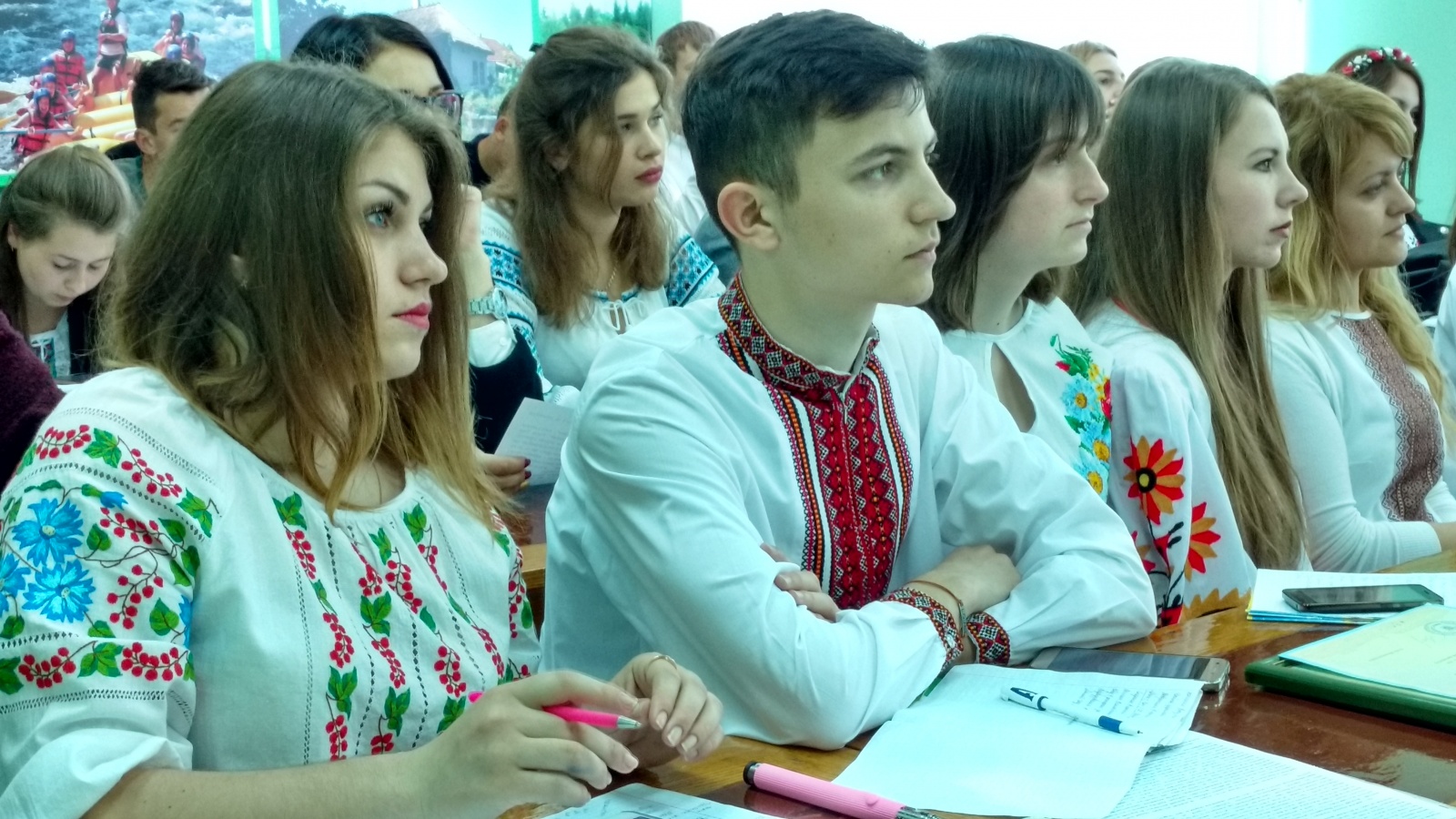 Майстер-клас «Створи власний орнамент»